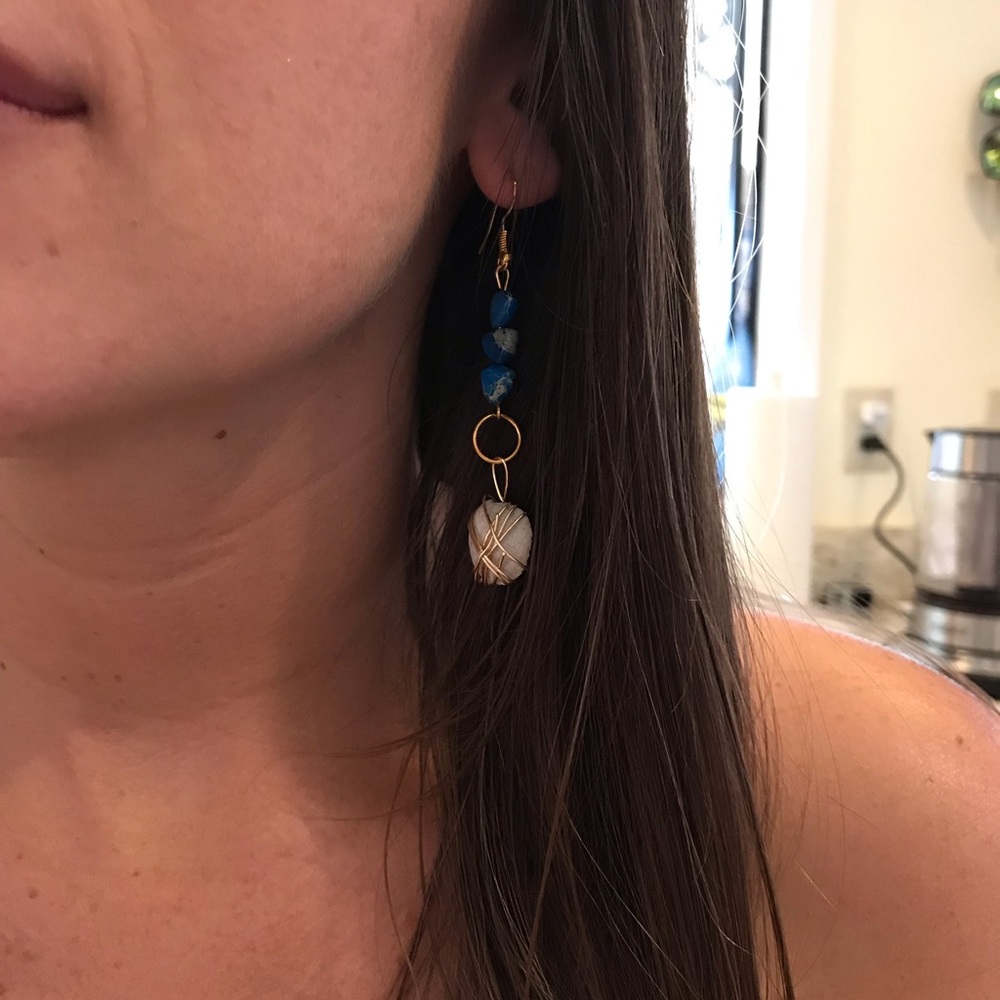 Shell 🐚 earrings.